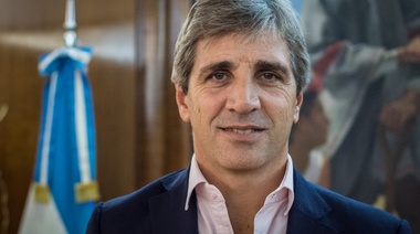 Con Macri en Estados Unidos, renunció Luis Caputo al Banco Central