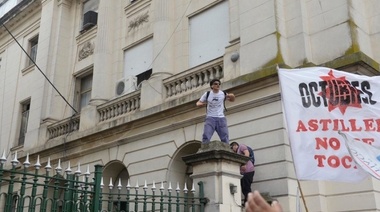 Imputaron a dos sindicalistas por la toma del Ministerio de Economía