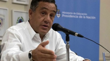 Finocchiaro: "Nadie debe condicionar al Presidente"