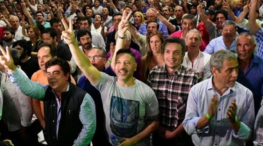 El PJ Bonaerense festejó el Día de la Lealtad con un multitudinario acto en Merlo