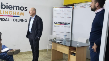 Sergio Berensztein acompañó a Lucas Delfino en la Escuela de Formación Política