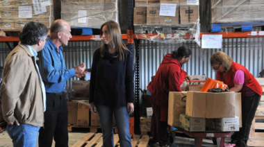 Vidal visitó la sede del Banco Alimentario de La Plata