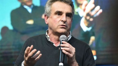 Rossi busca tenderle puentes al Peronismo Federal