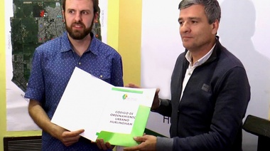 Zabaleta cada vez más debilitado: postergan la votación del COU