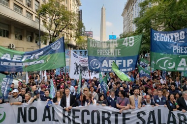 Los trabajadores de la AFIP realizaron una marcha nacional contra el ajuste