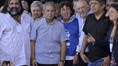 Moyano y las dos CTA marchan con antorchas contra el "tarifazo"