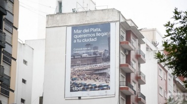 Mar del Plata: Arroyo bloqueó el ingreso de Uber y Castello salió a cuestionarlo