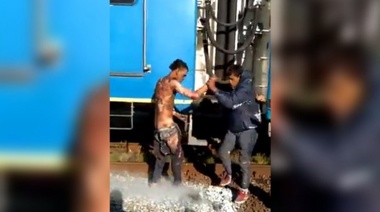 Sigue grave el joven que se electrocutó en el techo del tren Roca