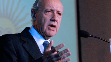 Roberto Lavagna busca ser el candidato del consenso