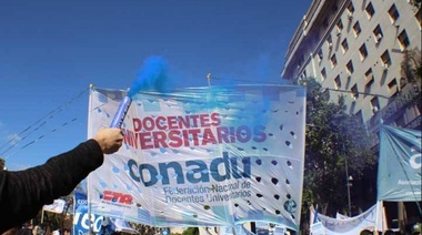 Los docentes universitarios rechazaron el 4% de aumento ofrecido por el Gobierno