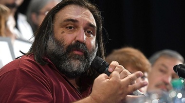 Baradel denunció la "gravísima" situación edilicia de las escuelas bonaerenses