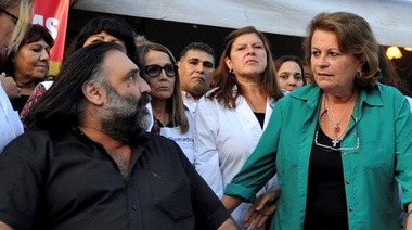 Los gremios denunciaron descuentos "indiscriminados" a docentes