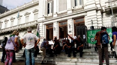 Los judiciales bonaerenses paran mañana en reclamo de paritarias