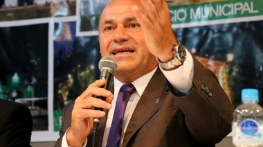 Denuncian operaciones de espionaje ilegal a Mario Secco