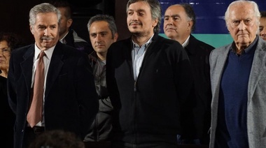 Pino Solanas dice que la oposición debe sumarse "para ganarle a Macri"