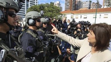 El Gobierno reglamentó el uso de las pistolas Taser