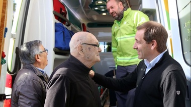 Junto a abuelos, Garro destacó el funcionamiento del SAME en la ciudad