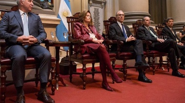 La Corte aclaró que el pedido de los expedientes no suspende el juicio a Cristina Kirchner