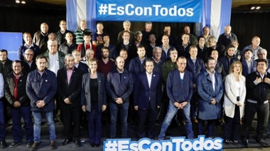 Los Intendentes del PJ respaldaron la fórmula Fernández- Fernández