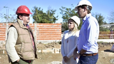 Garro y Píparo recorrieron la obra del nuevo Hogar Municipal para mujeres víctimas de violencia de género
