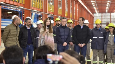 Macri, Vidal y Garro inauguraron los talleres ferroviarios del Tren Roca en Tolosa