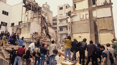 Se cumplen 25 años del atentado a la AMIA