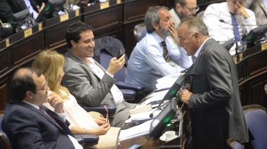 Tras la cumbre con intendentes, Vidal se reúne con legisladores oficialistas