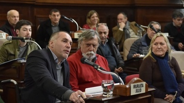 Autorizan al municipio platense a tomar un crédito para instalar 20 mil luminarias Led