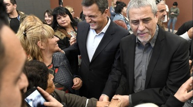 Massa aseguró que a "la pobreza se le gana con trabajo y educación"