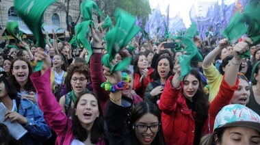 Con debates y talleres, La Plata se prepara para "el pogo feminista más grande de la historia"