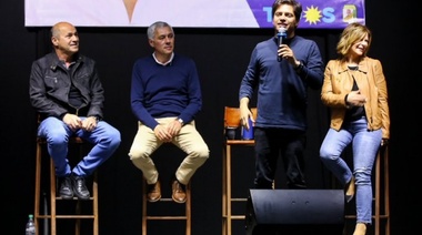 Desde Berisso, Kicillof denunció la grave situación educativa bonaerense