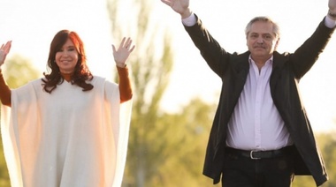 A 10 días de las elecciones, Alberto y Cristina encabezaron un acto peronista en La Pampa