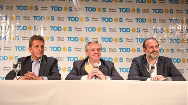 Fernández le pidió a Macri que, si pierde, "no se enoje otra vez y no maltrate a los argentinos"