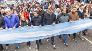 Maxi Abad: "En esta elección se juegan valores y no solamente cargos"