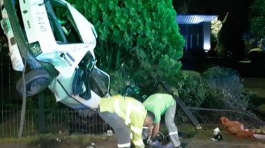 Circulaban en un auto robado, se despistaron y murió una niña de 4 años