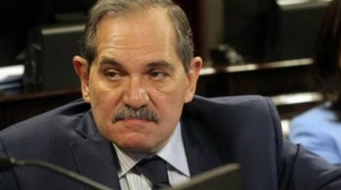 Acusado de violación, José Alperovich pidió licencia en el Senado