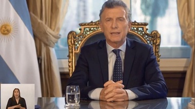 Utilizando la cadena nacional, Macri brindó su informe de gestión