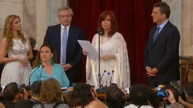 Cristina Kirchner asumió el cargo de vicepresidenta