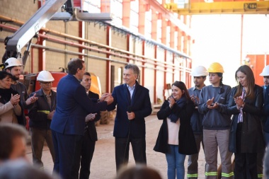 Macri, Vidal y Garro recorrieron las obras en la línea Roca