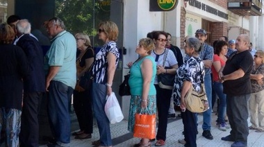 Los jubilados bonaerenses cobrarán sus haberes a partir del jueves