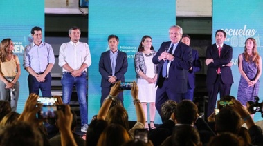 Alberto lanzó junto a Kicillof un plan de refacción de escuelas y recordó las muertes Sandra y Rubén