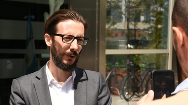 Simone aseguró que recibieron "la provincia en terapia intensiva"