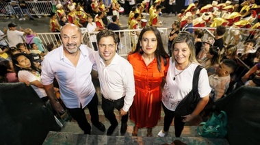 Kicillof decidió festejar los carnavales junto a un intendentes kirchnerista