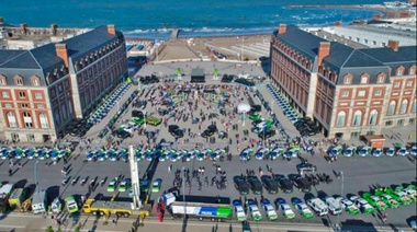 Kicillof encabeza el acto de cierre del Operativo Sol en la Costa Atlántica