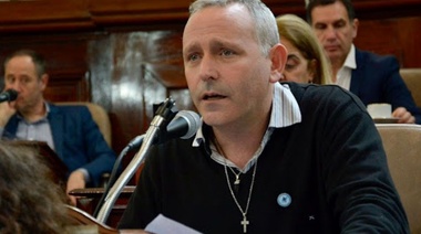 Vander dijo que la reducción de sueldos que anunció Garro es una “venta de humo”