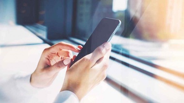 La Defensoría del Pueblo pide a las empresas de telefonía que retrotraigan los valores al mes de febrero