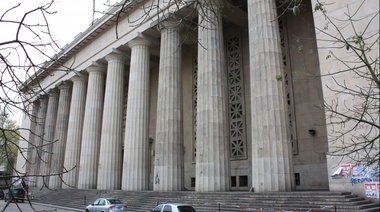 La UBA creó un dispositivo para que 2 personas puedan usar el mismo respirador