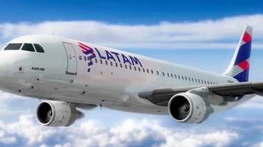 Latam deja de operar vuelos de cabotaje en el país