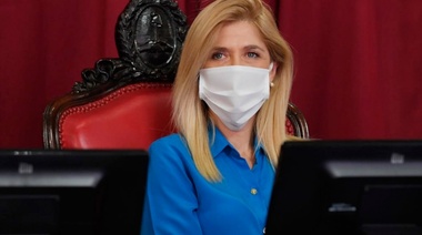 Verónica Magario pidió "no arriesgar todo el sacrificio que hizo la gente por descuidarnos ahora”