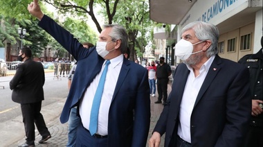 Alberto Fernández participó del acto central por el Día del Trabajador Camionero